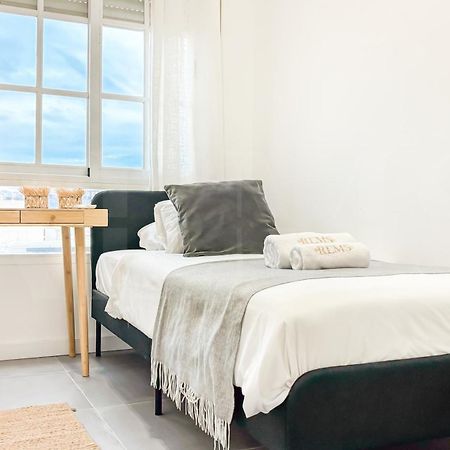 Sunlit & Fresh Apartment - Center By Rems マラガ エクステリア 写真